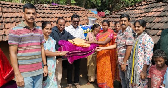 Blankets distribution with amma charitable trust members